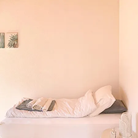 Spacious And Charming Duplex In The Centre Of Brig
